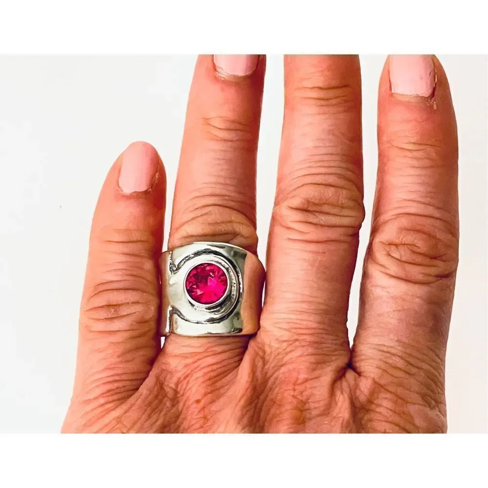 NWT Gorgeous Sz 9 Made in Israel .925 Sterling Silver Thick Pink Big Stone Ring